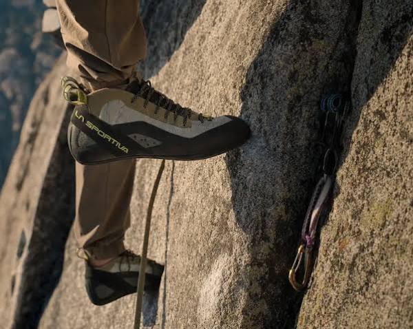 Beginner’s Guide to Climbing Shoes: Fit, Shape, and Rubber Types